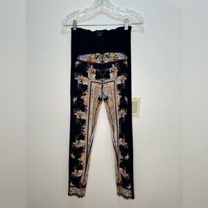 Eva Varro legging Size Small